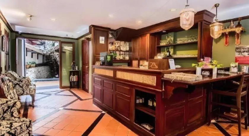 Hotel Villa Deux Rivieres Luang Prabang 3*,  Laos